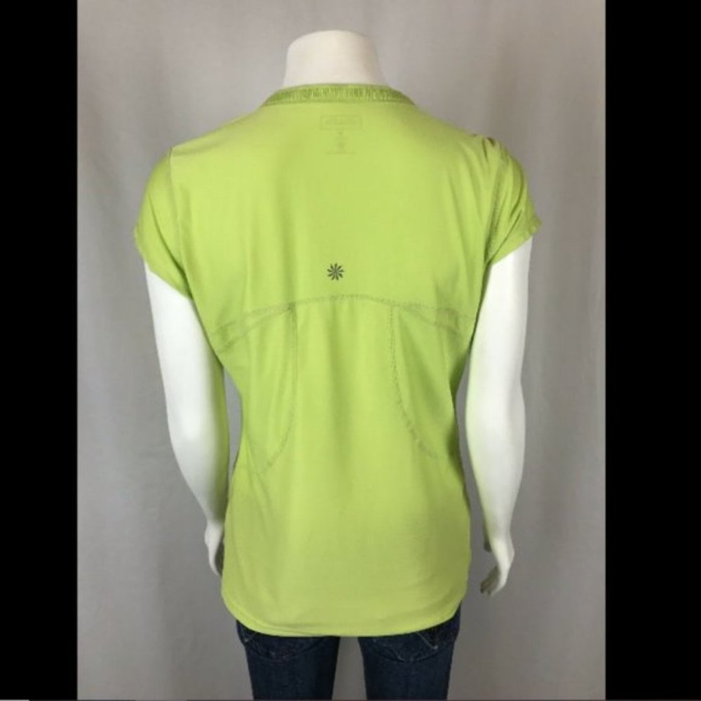 Athleta Wickit Workit Bike Shirt Short Sleeve